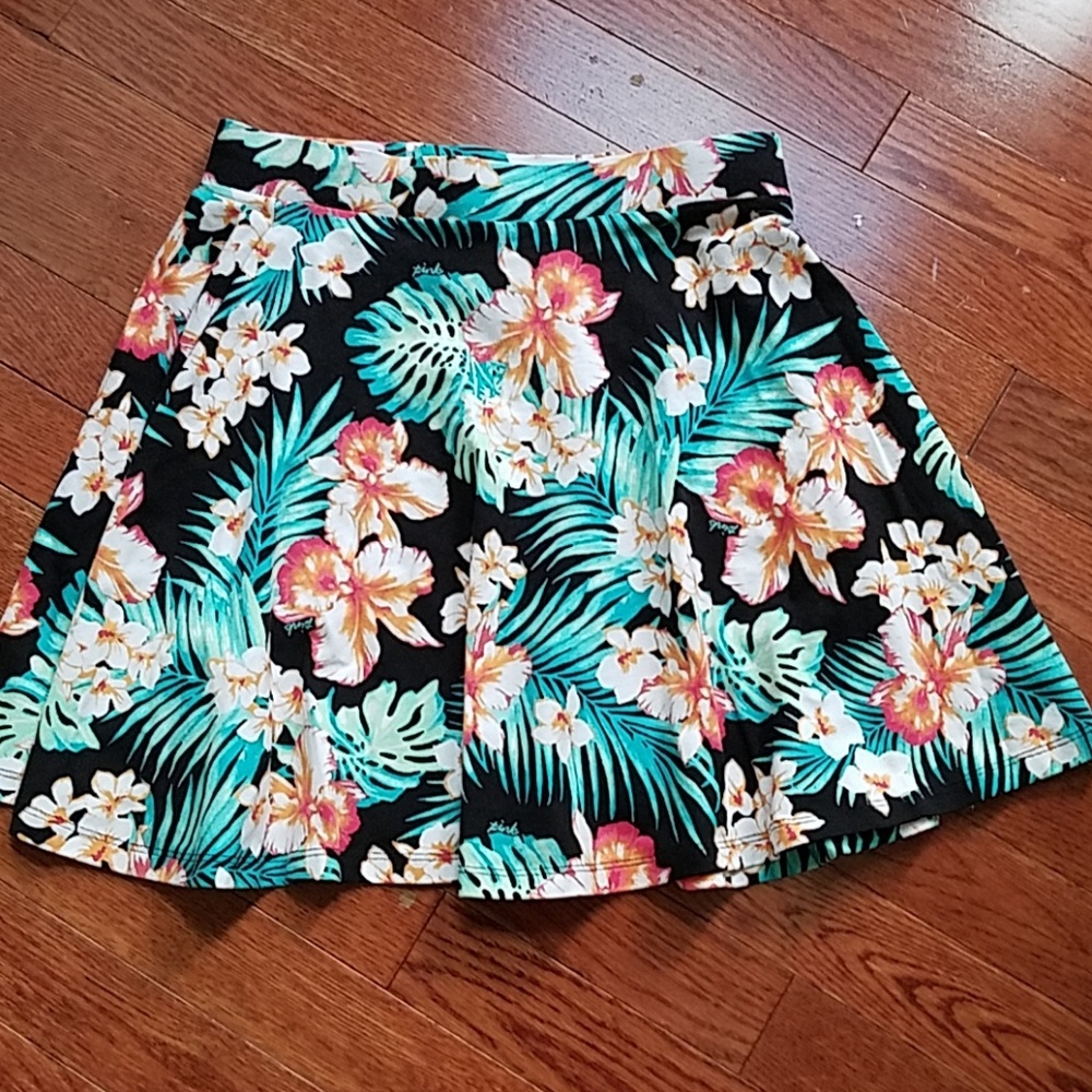 PINK skirt